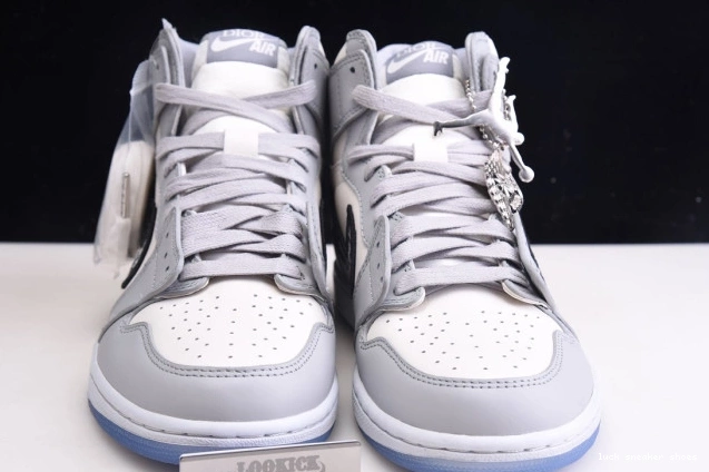 Reps LUCY (DR Retro DR box) CN8607-002 x shoe 1 Jordan High 0819